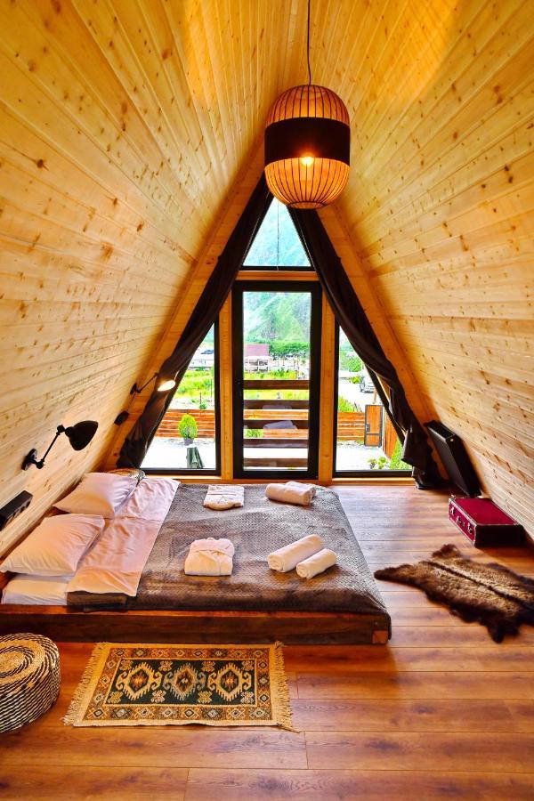 Kazbegi Spa Resort Cottages Eksteriør billede