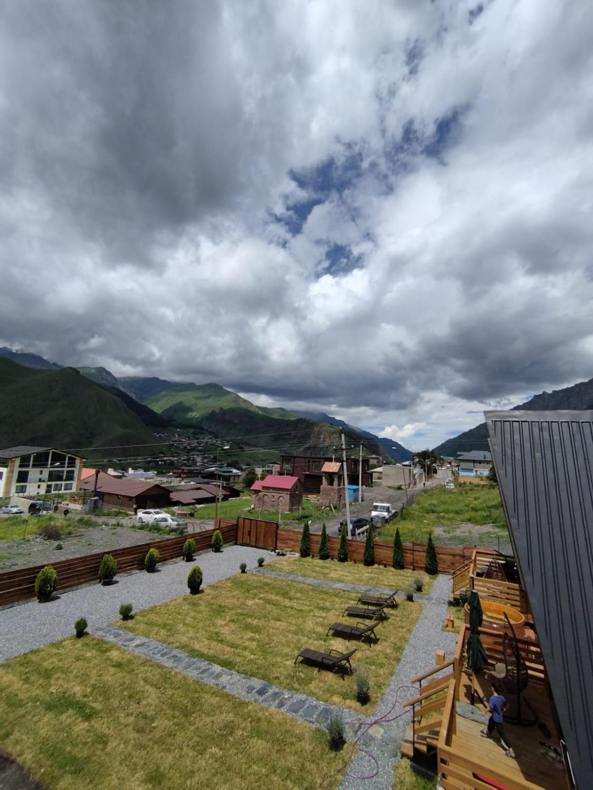 Kazbegi Spa Resort Cottages Eksteriør billede