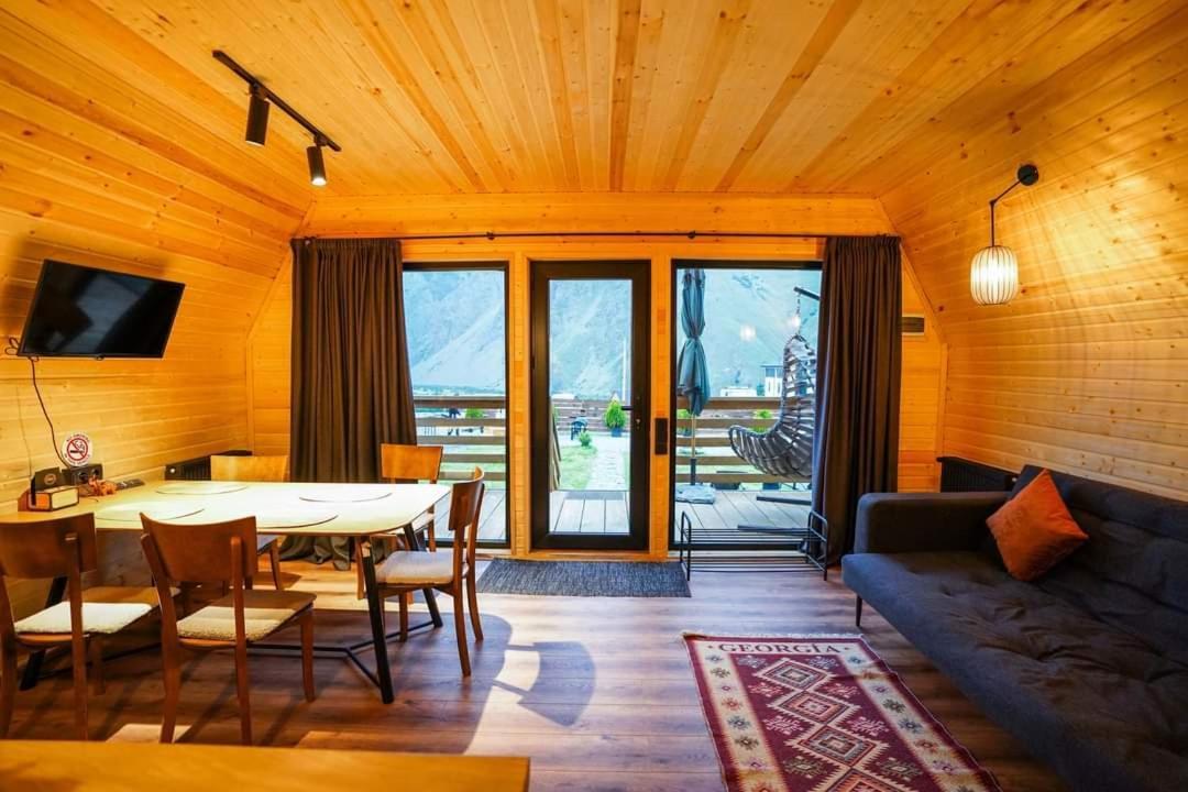Kazbegi Spa Resort Cottages Eksteriør billede