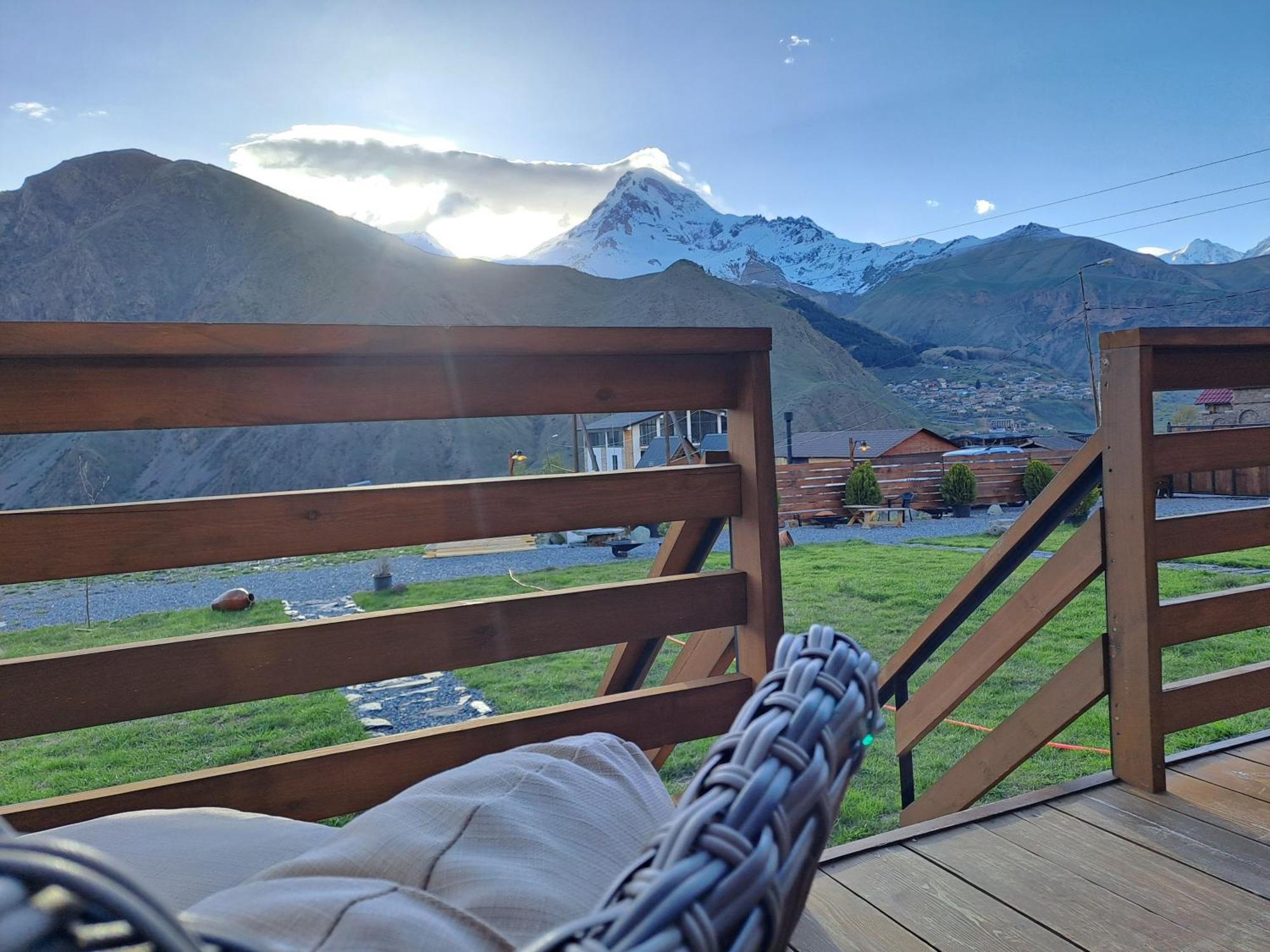 Kazbegi Spa Resort Cottages Eksteriør billede